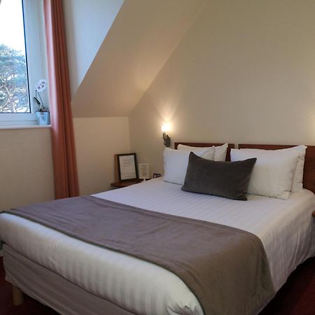 Hotel Aux Tamaris - Vue Mer Roscoff Kültér fotó