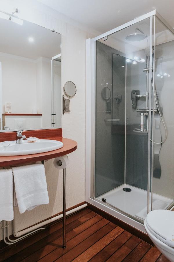 Hotel Aux Tamaris - Vue Mer Roscoff Kültér fotó