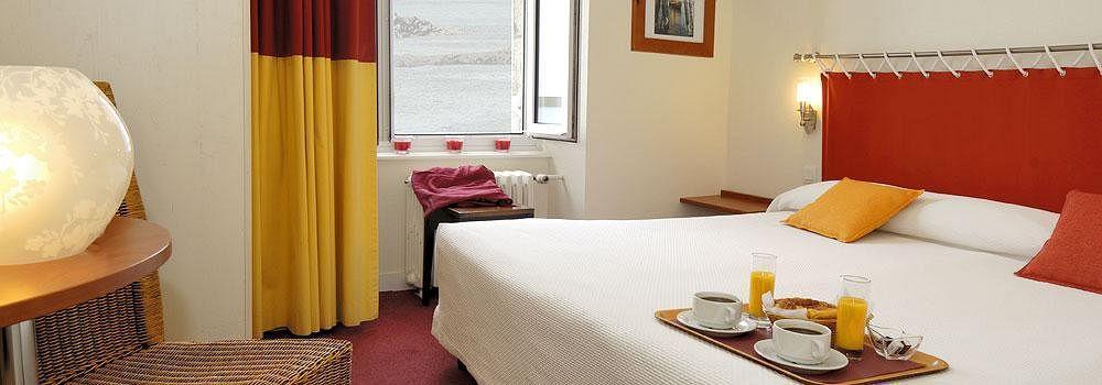 Hotel Aux Tamaris - Vue Mer Roscoff Kültér fotó